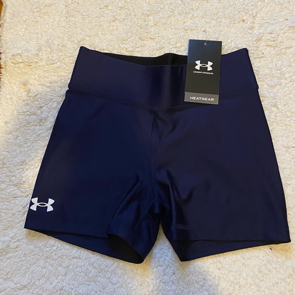 SOLD
Under Armour Women’s HeatGear Navy Blue Bike Shorts